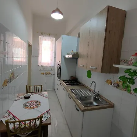 Casa Vacanze L' Angolo Dei Mori Lägenhet